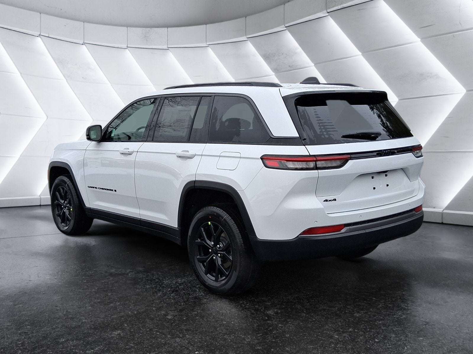 2026 Jeep Grand Cherokee Laredo