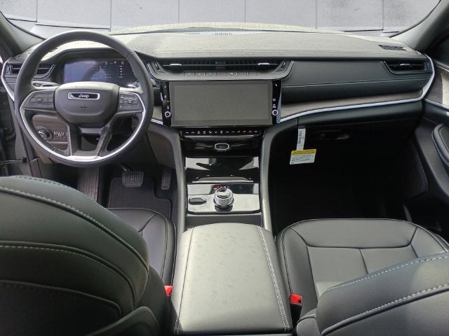2027 Jeep Grand Cherokee Limited ALTITUDE PACKAGE