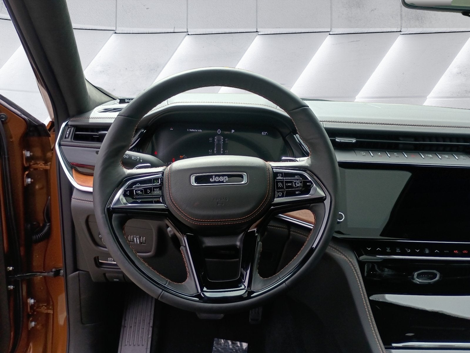 2027 Jeep Grand Cherokee Summit