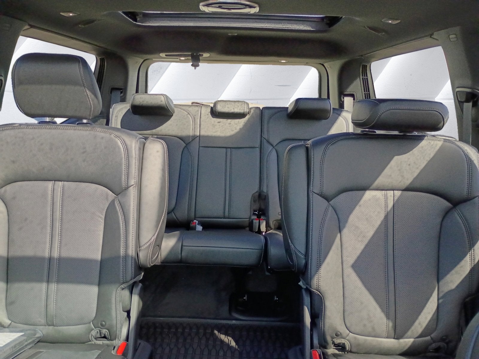 2026 Jeep Grand Wagoneer Limited Reserve