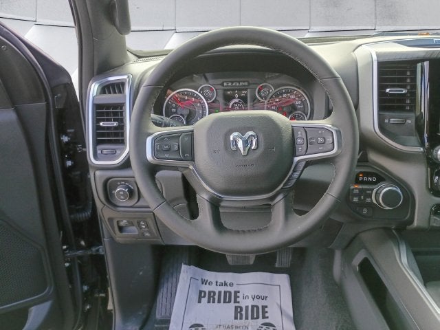 2027 RAM 1500 Big Horn/Lone Star