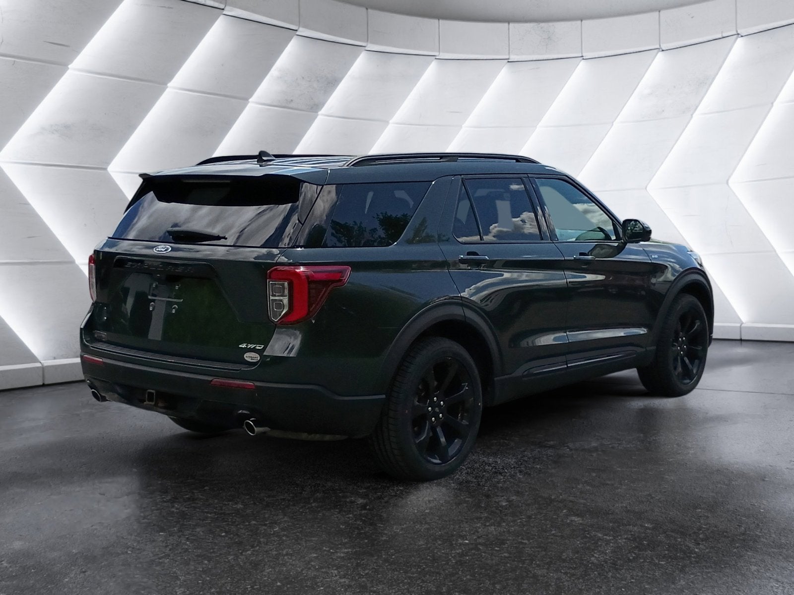 2022 Ford Explorer ST-Line