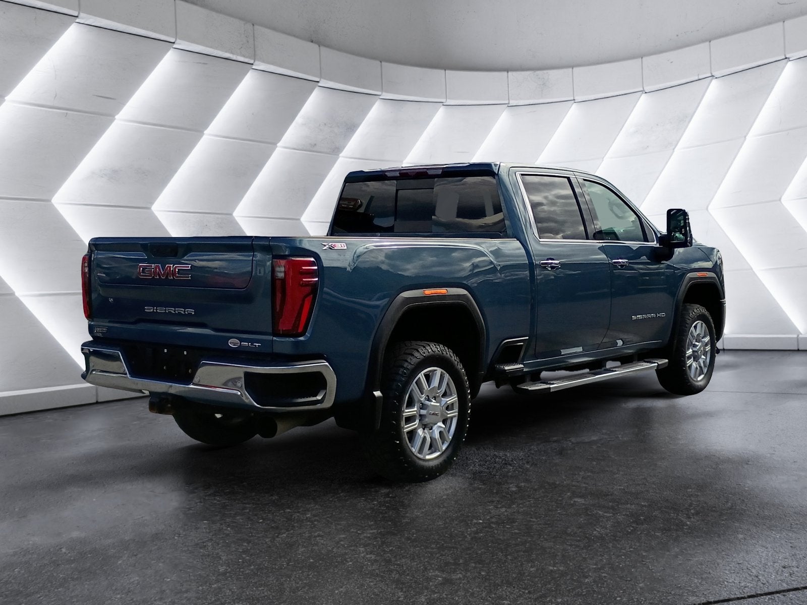 2024 GMC Sierra 2500HD SLT