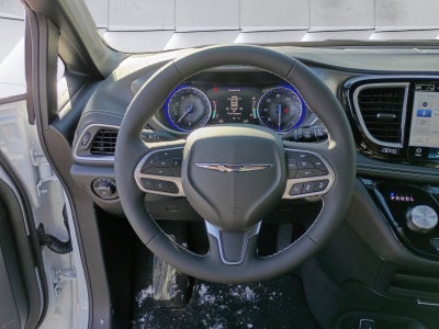 2026 Chrysler Pacifica Select AWD