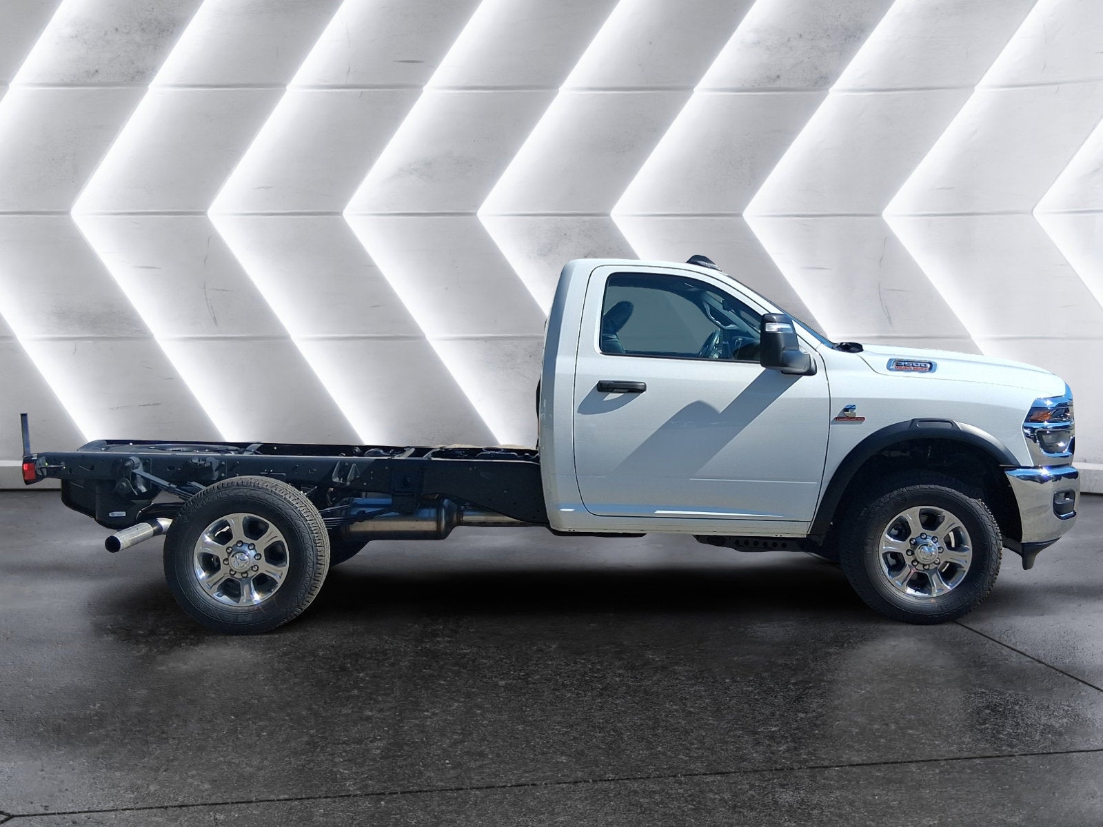 2025 RAM 3500 Chassis Cab Tradesman