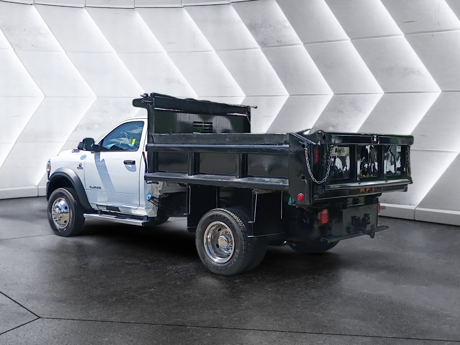 2019 RAM 5500 Chassis Cab Tradesman DUMP BODY