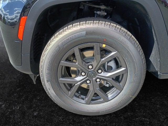 2027 Jeep Grand Cherokee Laredo Altitude