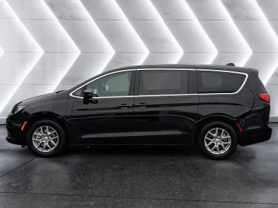2026 Chrysler Voyager LX