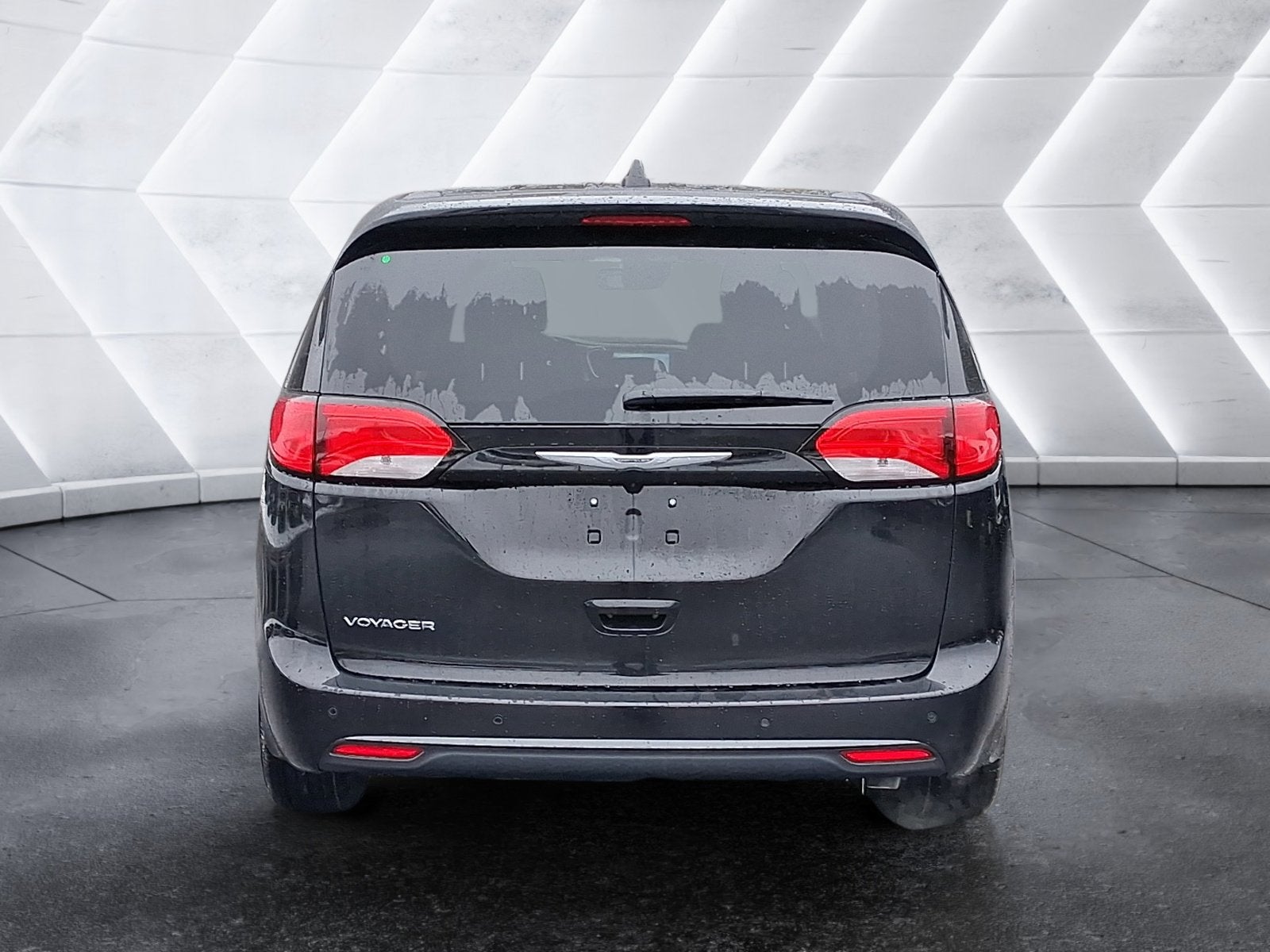 2026 Chrysler Voyager LX